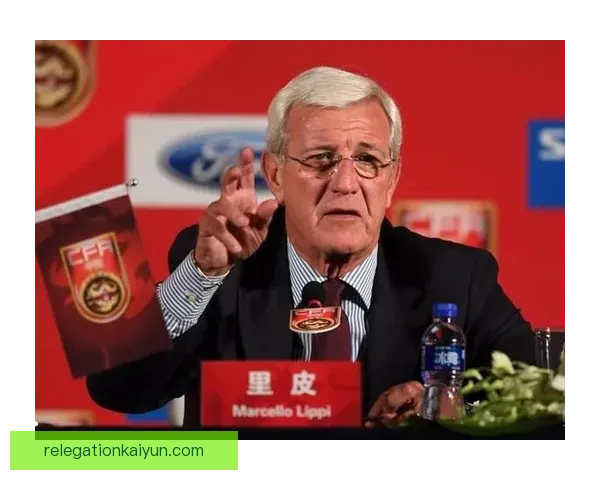 里皮接手国家队后表现稳定，备受期待的执教前景引人关注。